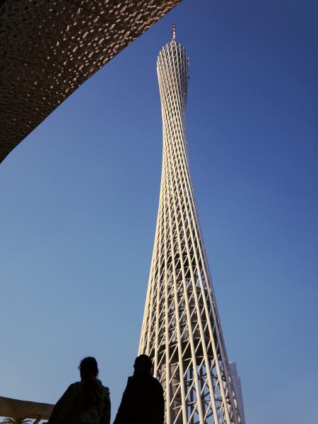 SONY ZV-E10 <br> 27mm f/3.5 1/2500sec ISO 160 <br><br> 2025-01-07 15:50:33<br><br> 广州塔广场